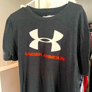 XL Under Armour Heat Gear T-Shirt